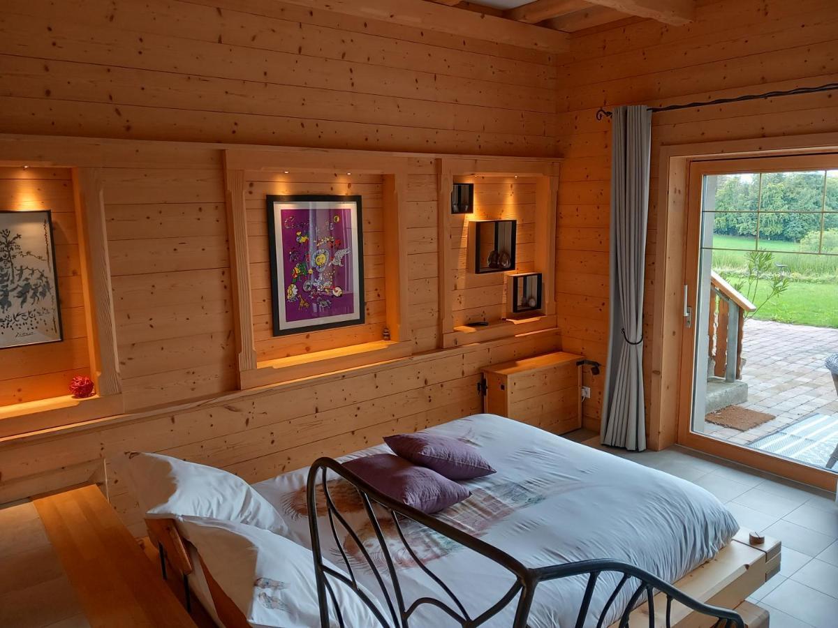 Les Abeilles Bed & Breakfast Romont Eksteriør bilde