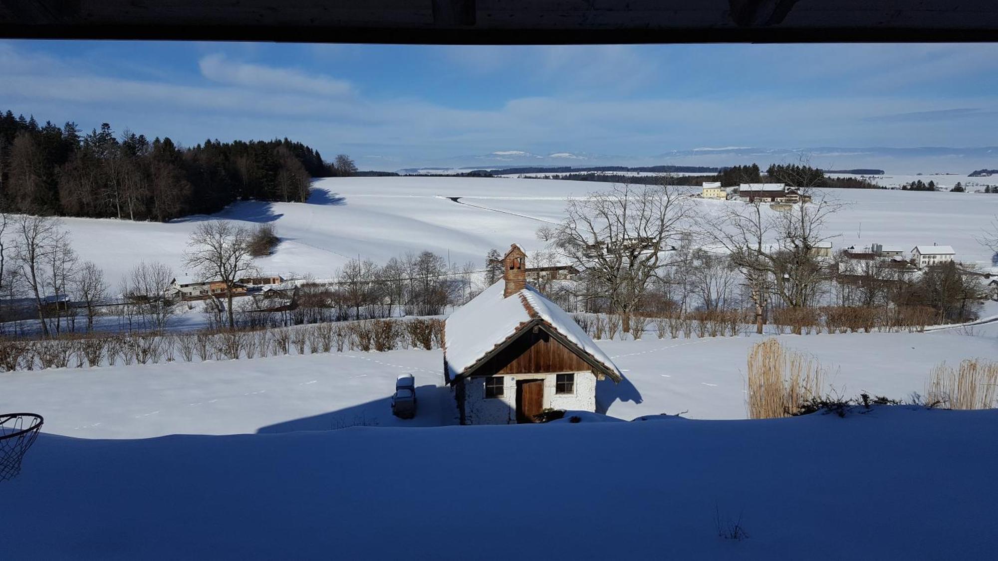 Les Abeilles Bed & Breakfast Romont Eksteriør bilde